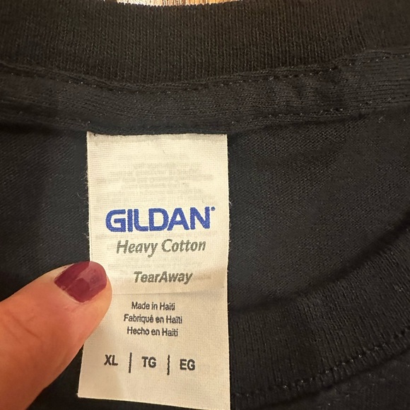 VANDERBILT MENS SIZE XL COTTON GILDAN ANCHOR DOWN BASKETBALL SHORT SLEEVE TSHIRT - Picture 3 of 5